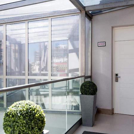 Welldone Cathedral Suites Seville Room photo